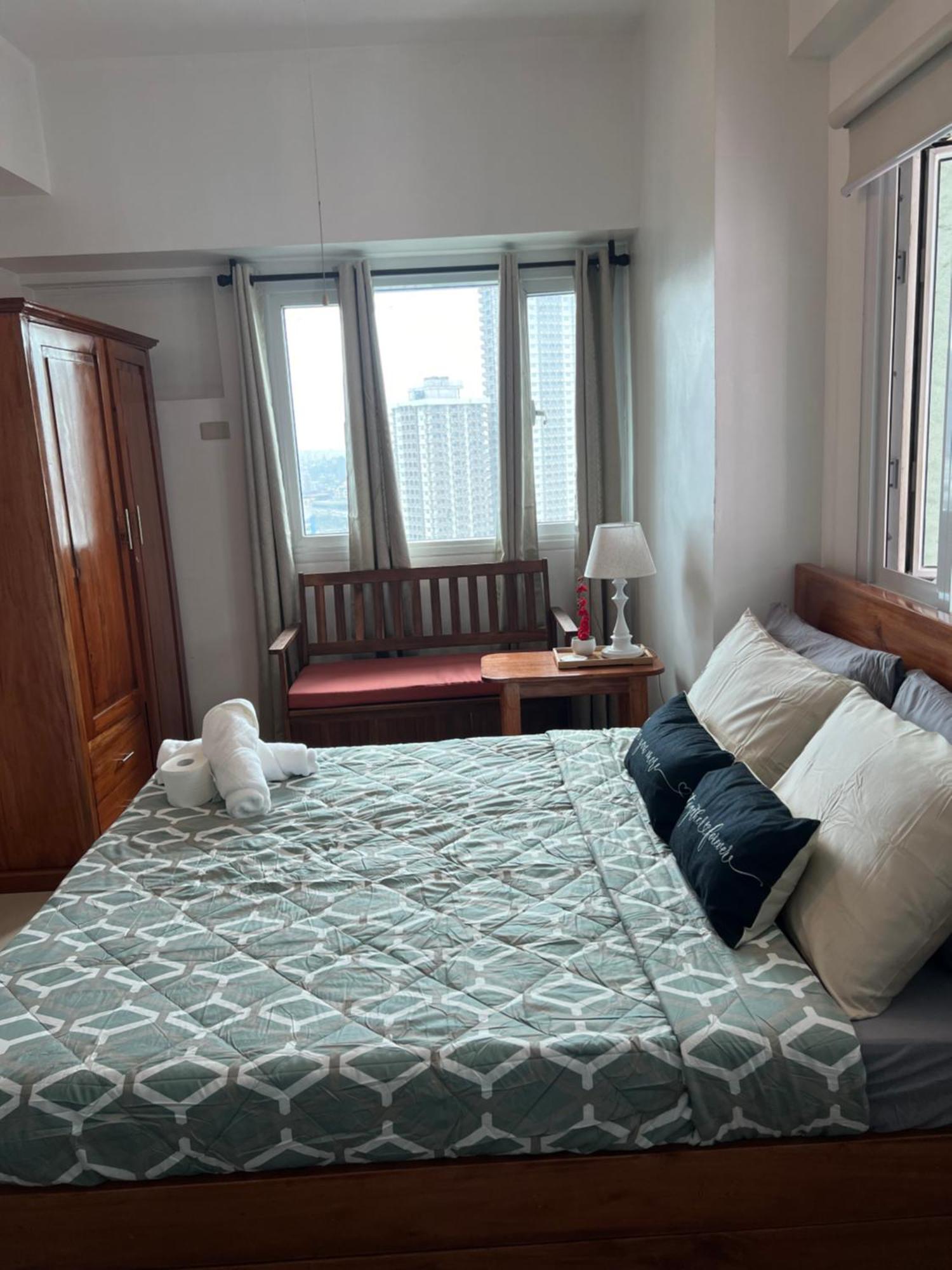 Avery Condo Suite At The Beacon Makati Makati City Eksteriør bilde
